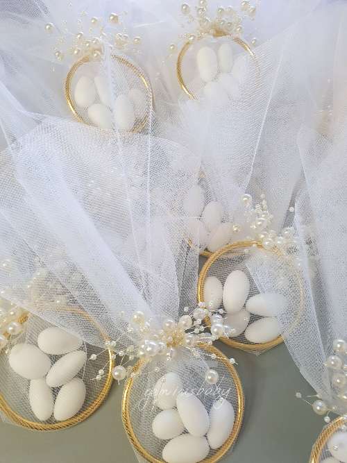 Mπομπονιέρα γάμου με χρυσό κρίκο και πέρλες | Geniusbaby.gr